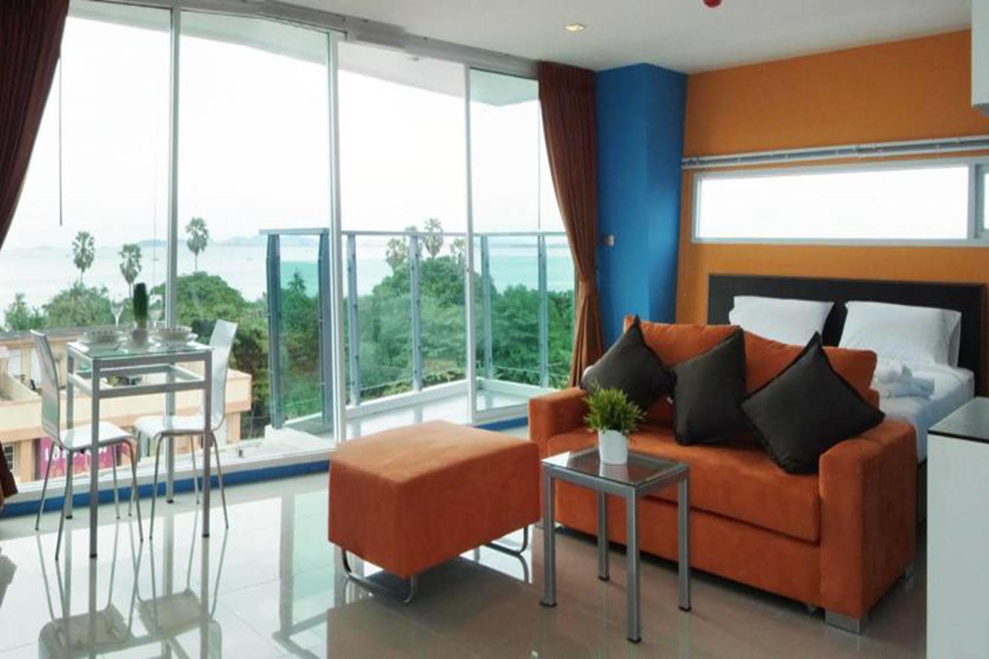 ลา คาซา โฮเต็ล Hotel Pattaya ภายนอก รูปภาพ